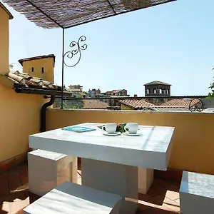 Navona Luxury 2*, Roma Italia
